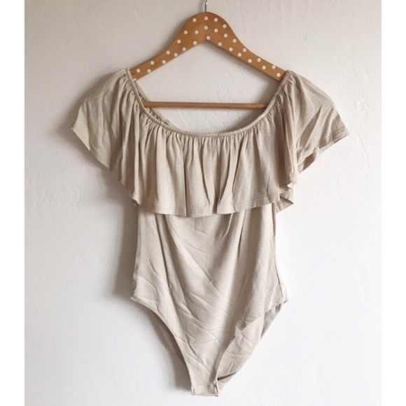 Honey Punch Nude Ruffle Off Shoulder Bodysuit - Picture 5 of 5